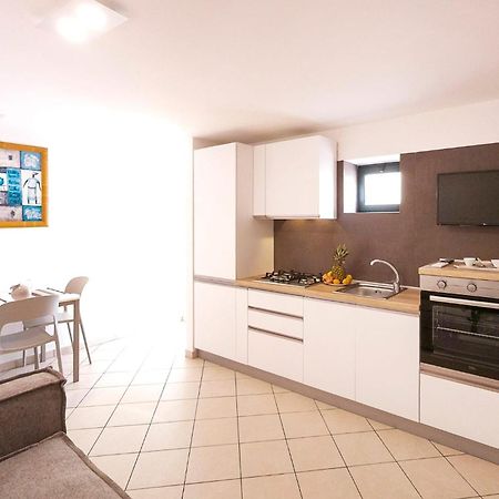 Magico Apartments - 450M Dalla Spiaggia Capo dʼOrlando エクステリア 写真