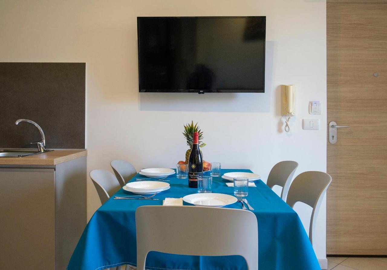 Magico Apartments - 450M Dalla Spiaggia Capo dʼOrlando エクステリア 写真