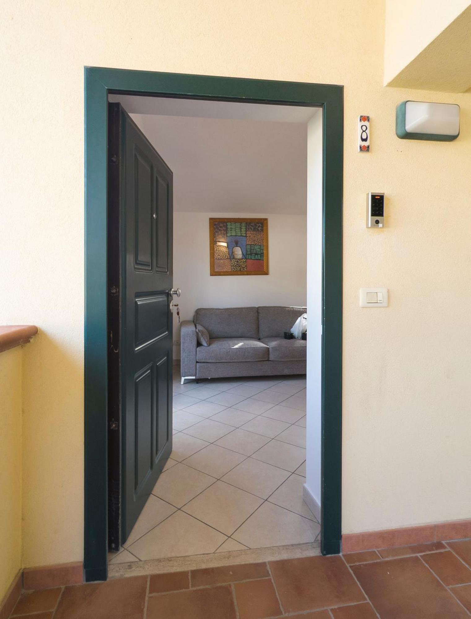 Magico Apartments - 450M Dalla Spiaggia Capo dʼOrlando エクステリア 写真