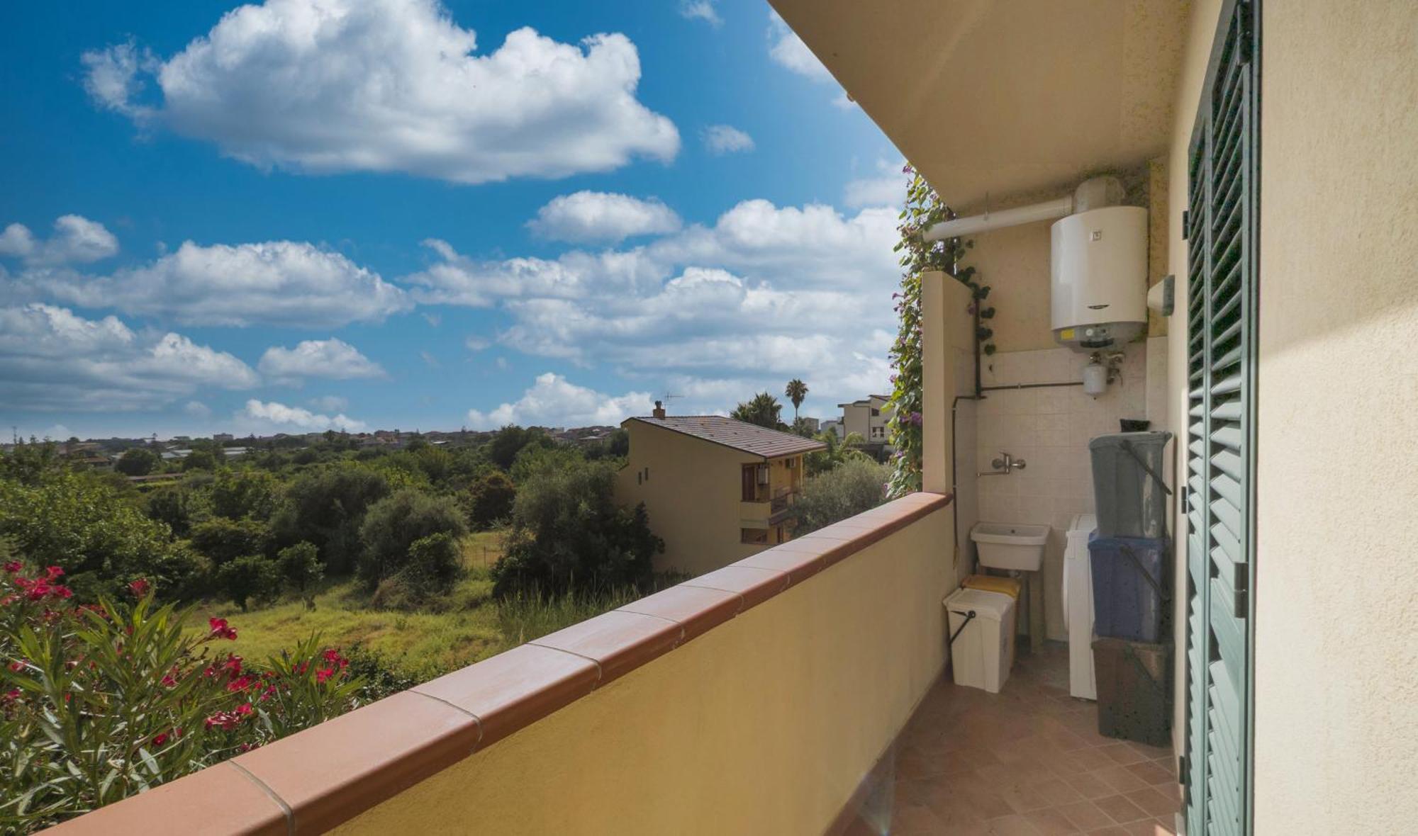 Magico Apartments - 450M Dalla Spiaggia Capo dʼOrlando エクステリア 写真
