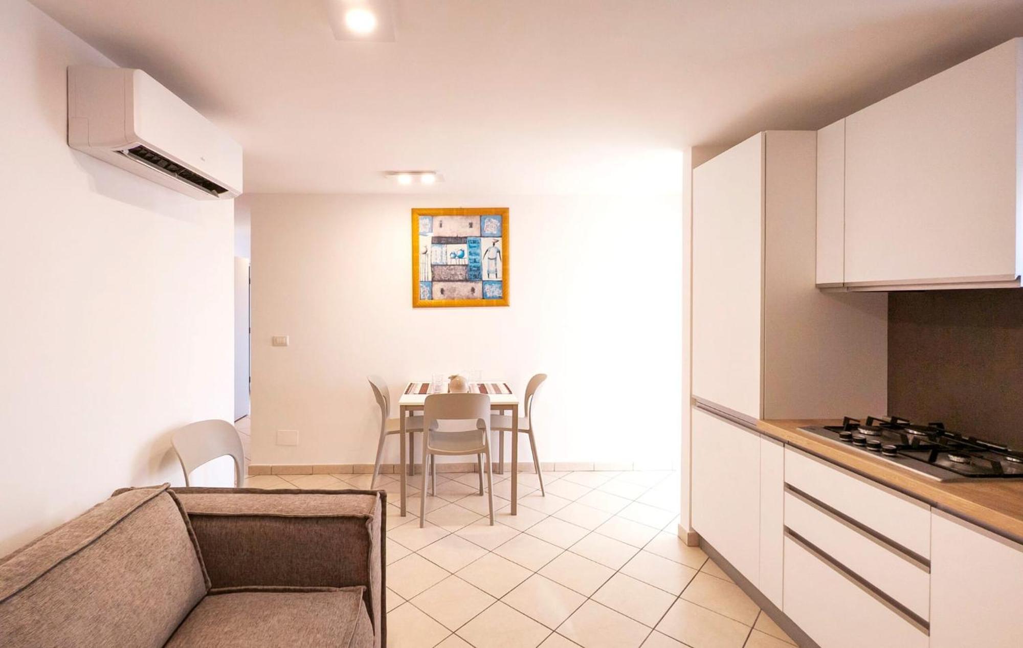 Magico Apartments - 450M Dalla Spiaggia Capo dʼOrlando エクステリア 写真