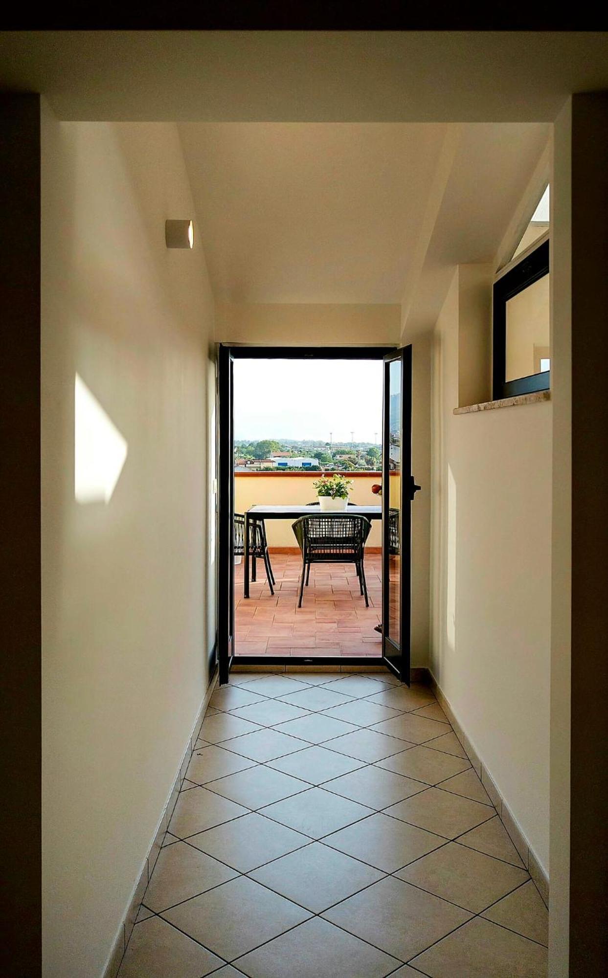 Magico Apartments - 450M Dalla Spiaggia Capo dʼOrlando エクステリア 写真